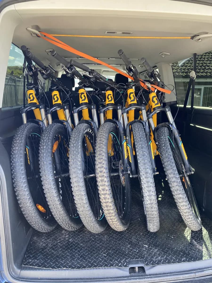 Gethin MTB mountain bike delivery van